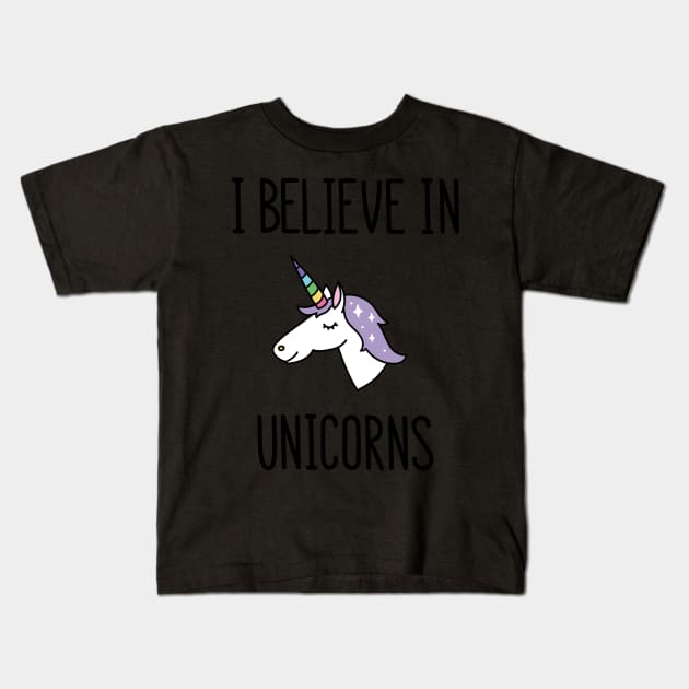 I believe in unicorns Kids T-Shirt by Viaire